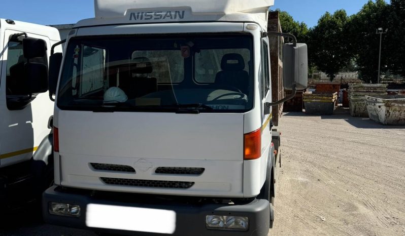 
								CAMION CON GANCHO NISSAN ATLEON 165 completo									