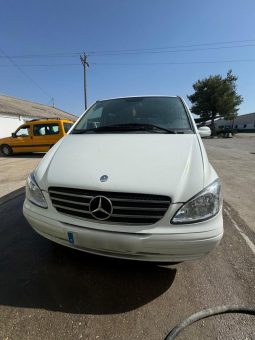 
										FURGONETA MERCEDES VIANO 2200 completo									