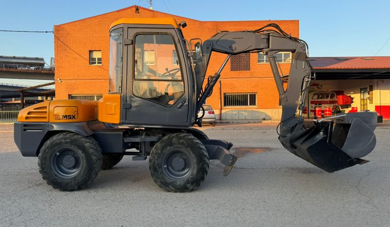 
								EXCAVADORA HIDRAULICA MECALAC 10 MSX completo									