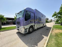
										CAMION PARA CABALLOS IVECO AS440S4OT/P completo									