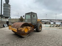 
										MAQUINA APISONADORA KOMATSU JV 110 A completo									