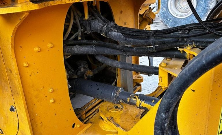 
								MAQUINA PALA CARGADORA VOLVO L90F completo									