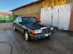 
										MERCEDES BENZ 300d completo									