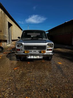 SEAT 127