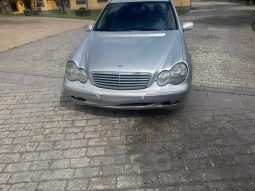 
										MERCEDES C220CDI completo									